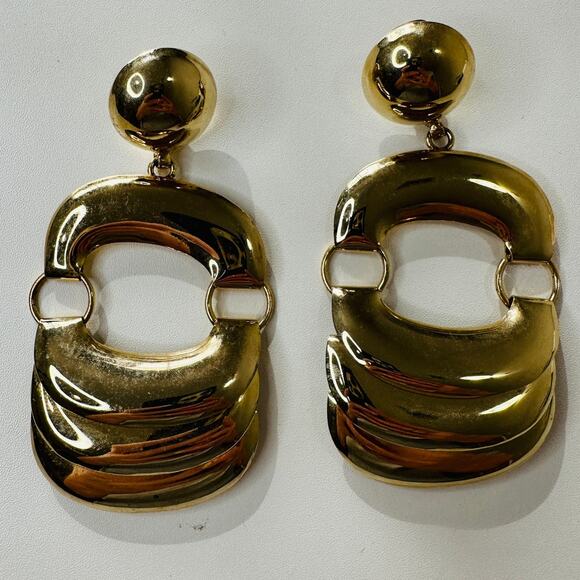 Vintage 80's Gold Chunky Dangle Clip-On Earrings - Picture 3 of 8